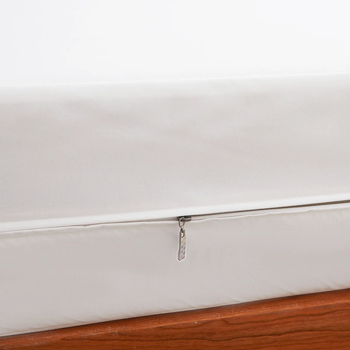 Waterproof Mattress Protector with Zipper